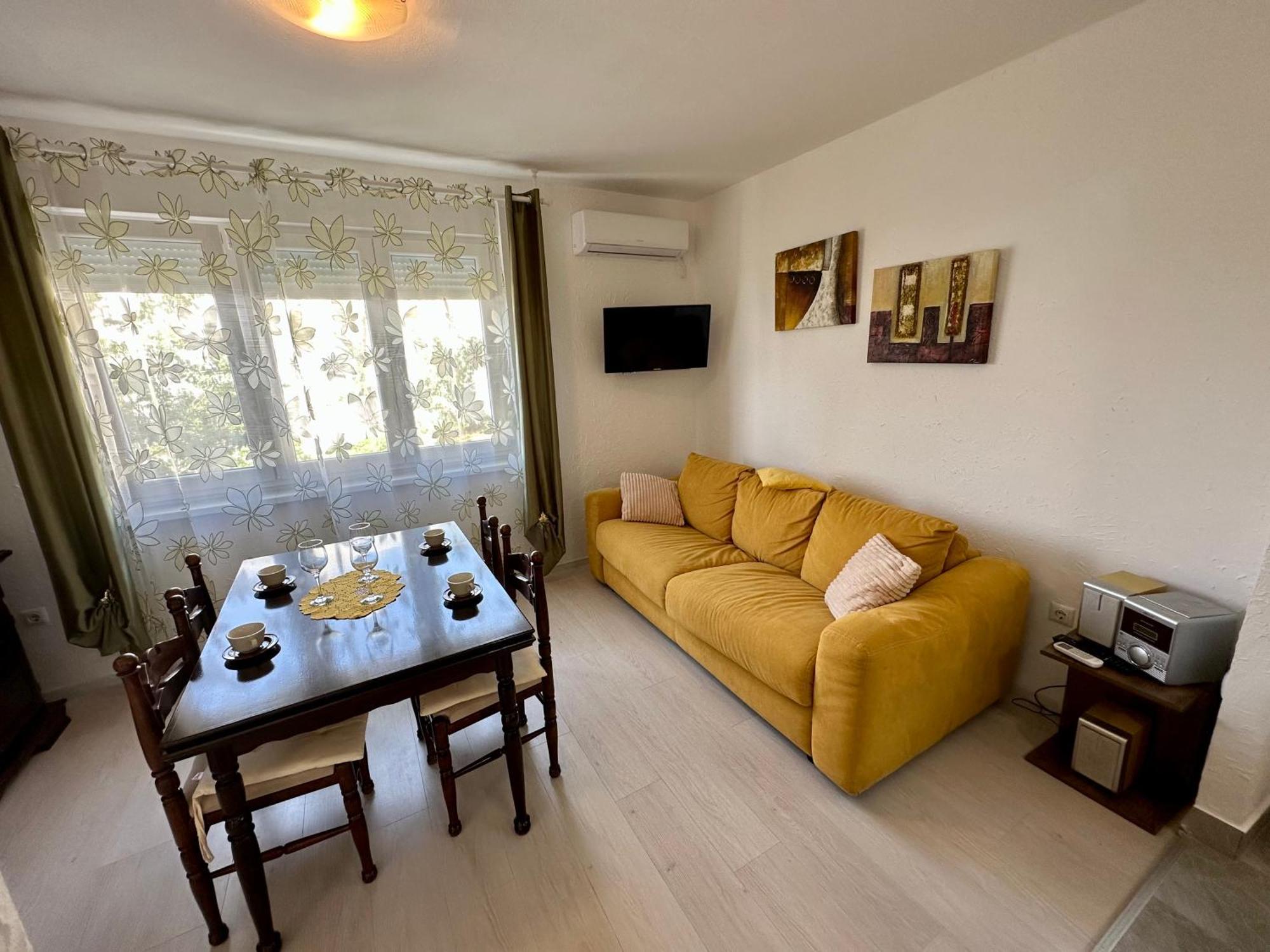Apartmani Loki Драмаль Экстерьер фото